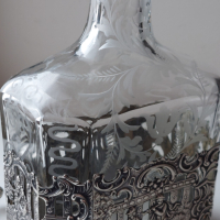 Стара кристална бутилка със сребърен обков-сребро 900, снимка 8 - Антикварни и старинни предмети - 44942499