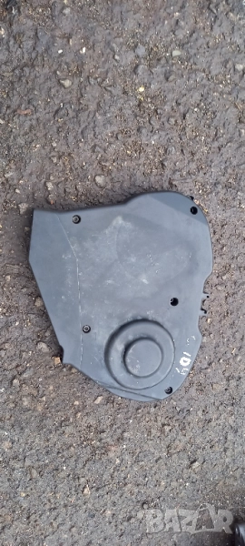 Капак ангренажен ремък Peugeot 407 1.8 бензин, снимка 1