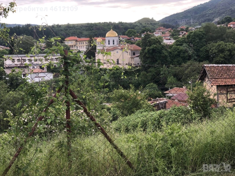 Продава се панорамен парцел в град Клисура до гр. Карлово, снимка 1