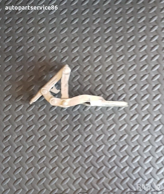 Лява панта на предния капак за KIA Opirus 3.5 (2006), снимка 1