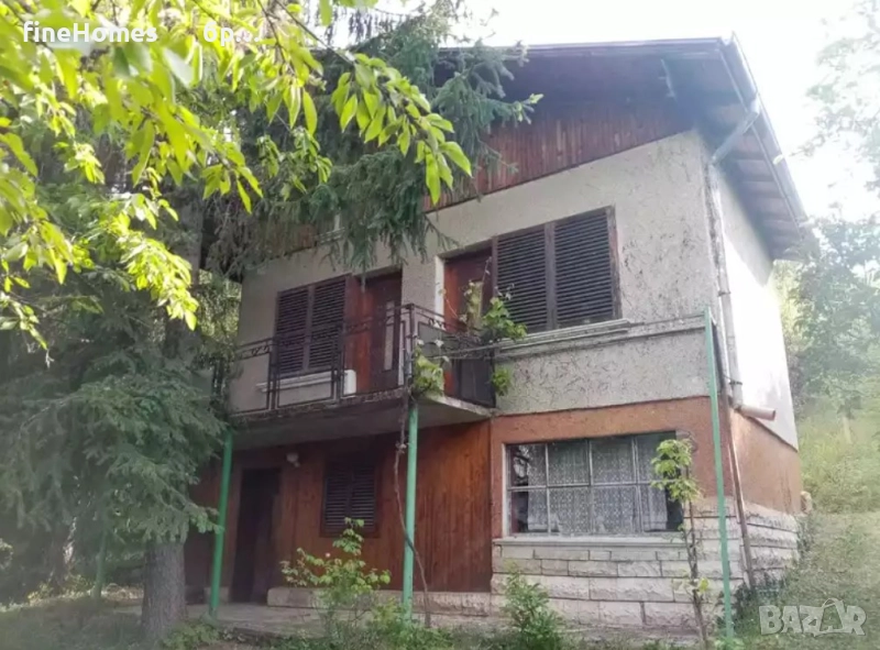Граници и вашата планинска почивка, вила с. Реброво, гр. Своге, 2ет. с двор 500м2, изцяло за ремонт, снимка 1