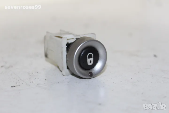 Бутон оключване заключване Пежо 807 Peugeot 807 Citroen C8 Lancia Phedra , снимка 1