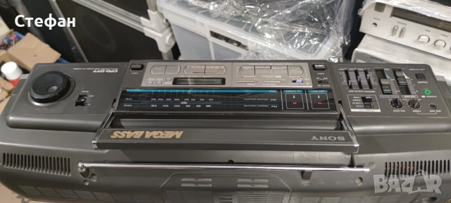 Sony CFD-D77 FM/AM CD касетофон , снимка 3 - Радиокасетофони, транзистори - 54137446