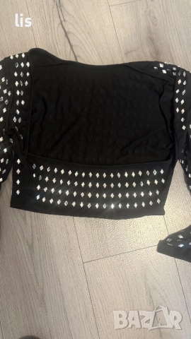 Къса блузка с камъни, снимка 3 - Блузи с дълъг ръкав и пуловери - 51941208