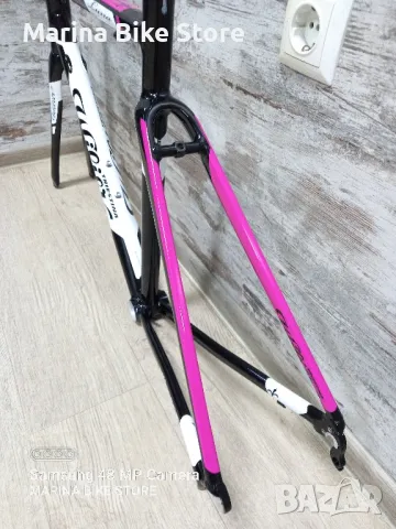 НОВА алуминиева шосейна рамка Wilier Luna Fuxia с капли Shimano RS21, снимка 11 - Велосипеди - 47996434