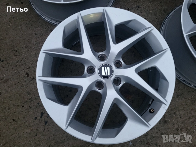 Оригинални джанти 18ки SEAT Leon FR,5x112,7.5,ET51, снимка 3 - Гуми и джанти - 52682710