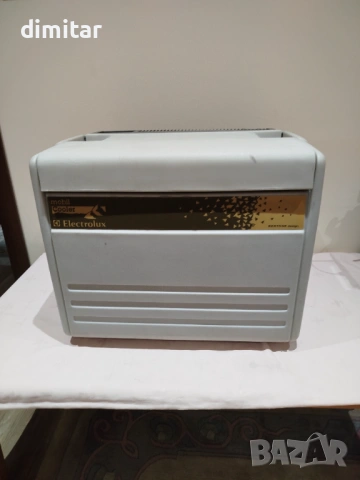 Къмпинг хладилник Mobil Cooler Electrolux 12/220 V/ GAZ, снимка 13 - Хладилни чанти - 53081750