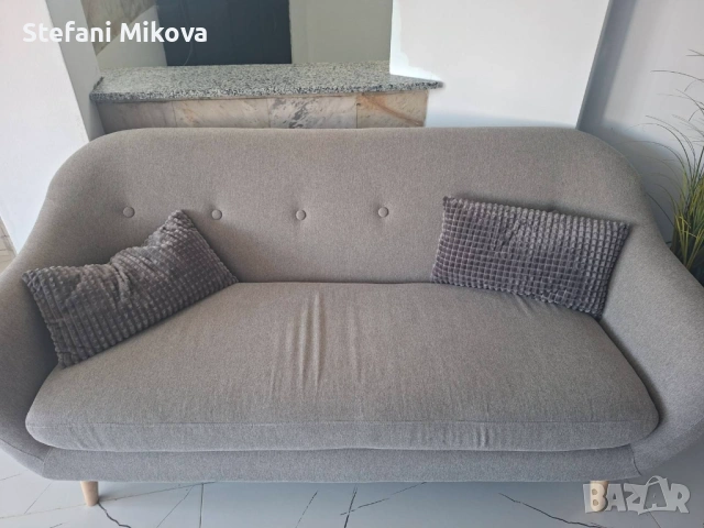Диван 2.5 местен, снимка 2 - Дивани и мека мебел - 53803124