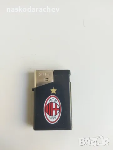 Колекционерска мини запалка с логото на футболен клуб Милан - Италия