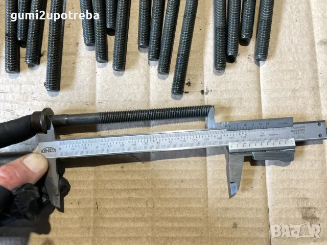 Болт Цилиндрова Глава Porsche Cayenne 957 4,8 V8, снимка 6 - Части - 49863529