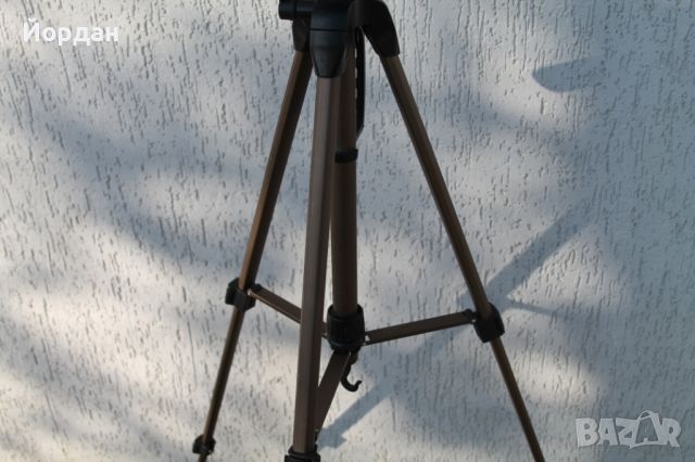 Трипод за фотоапарат/камера ''Hama STAR 61'', снимка 15 - Чанти, стативи, аксесоари - 45421831