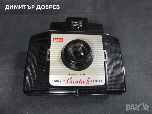 СТАР РЕТРО ФОТОАПАРАТ KODAK BROWNIE CRESTA II CAMERA ENGLAND, снимка 4 - Антикварни и старинни предмети - 52681102
