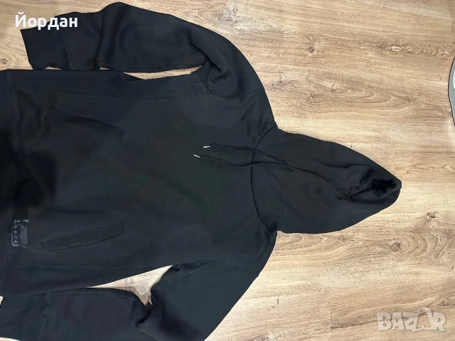 Продавам два броя суитшърта -  H&M и  SMOG, снимка 5 - Суичъри - 53853602