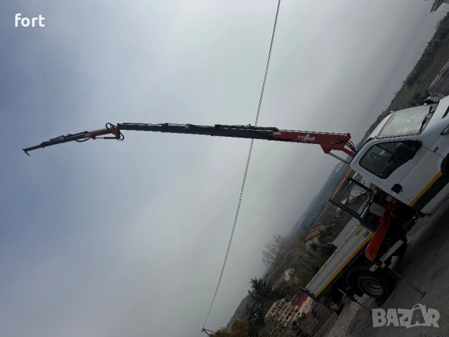 Кран, снимка 2 - Камиони - 52588957