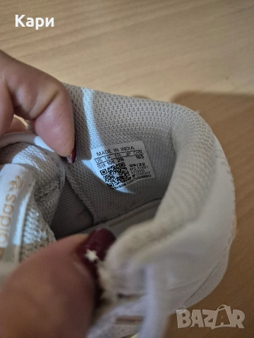 Оригинални Adidas 28 номер, снимка 3 - Детски маратонки - 53593258