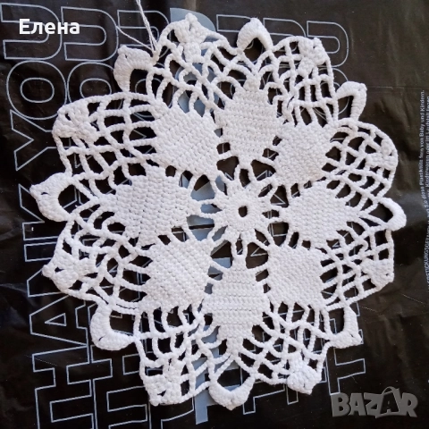 Плетени каренца на една кука , снимка 7 - Декорация за дома - 52009368