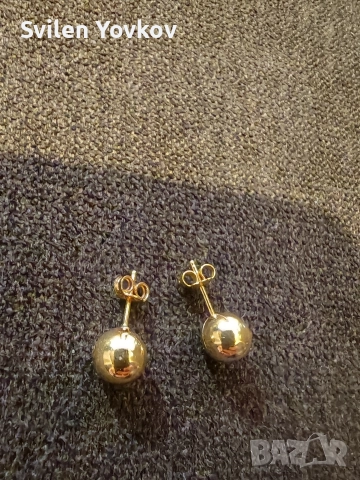 Продавам златни обеци 18к