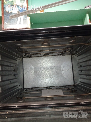 Малка свободностояща фурна нова, неизползвана, снимка 3 - Печки, фурни - 53236782