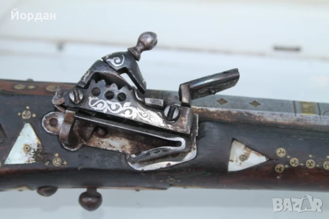 ''Шишане'' кремъчна пушка, снимка 16 - Антикварни и старинни предмети - 51408098