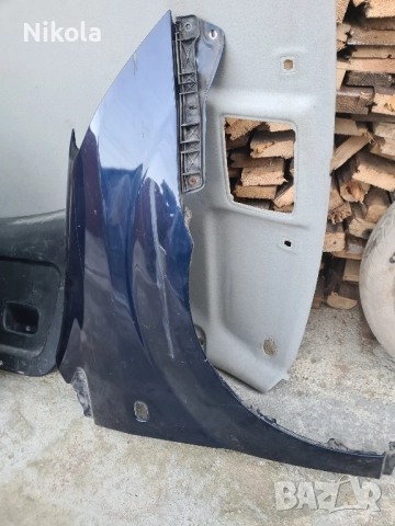 Предна дясна врата и десен калник за Toyota corolla verso, снимка 3 - Части - 52416673