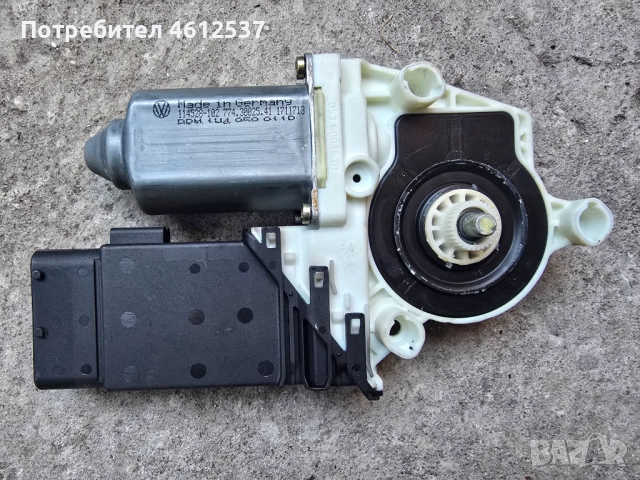 Електромотор ел.машинка стъклоповдигач предна дясна врата за Фолксваген Голф 4, снимка 2 - Части - 52401956