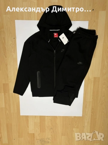 Nike Tech Fleece черен