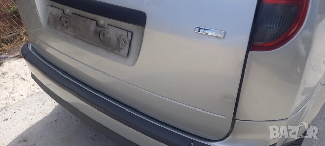 Заден капак Ford Focus II комби, снимка 3 - Части - 51585876