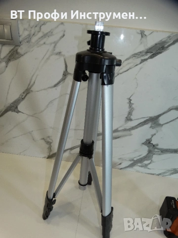 Hilti PM 30 MG - 3D Линеен лазерен нивелир + тринога 1.50 м, снимка 7 - Измервателни инструменти - 53081944