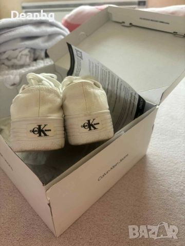 кецове Calvin Klein , снимка 4 - Кецове - 52002956
