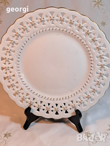 немска ретро декоративна ажурна порцеланова чиния за стена Ludwigsburg с позлата  33/1