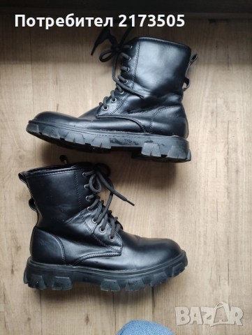 Черни ботички, снимка 2 - Дамски боти - 52811899