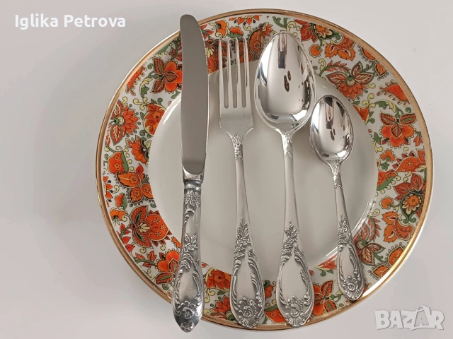 Нови,посребрени,руски прибори