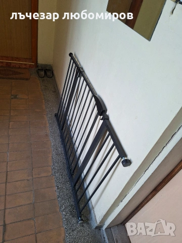 преграда за стълби 