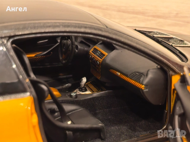 1:18 BMW M6 Ac Schintzer Tension Norev, снимка 8 - Колекции - 54258800