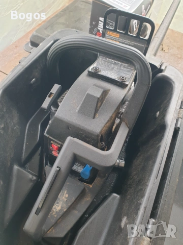 Моторна резачка за дърва , снимка 1 - Градинска техника - 53198536