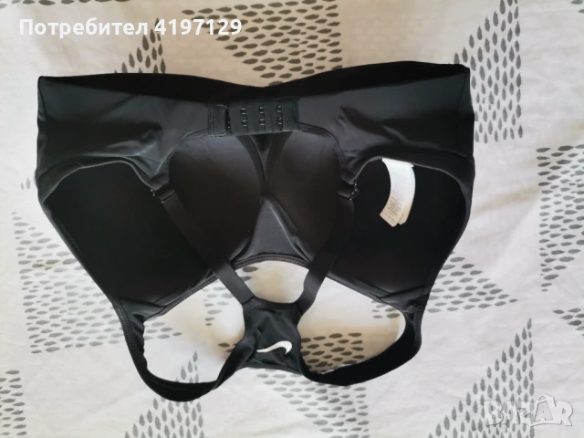 Нов спортен сутиен nike, снимка 2 - Спортни екипи - 51285912