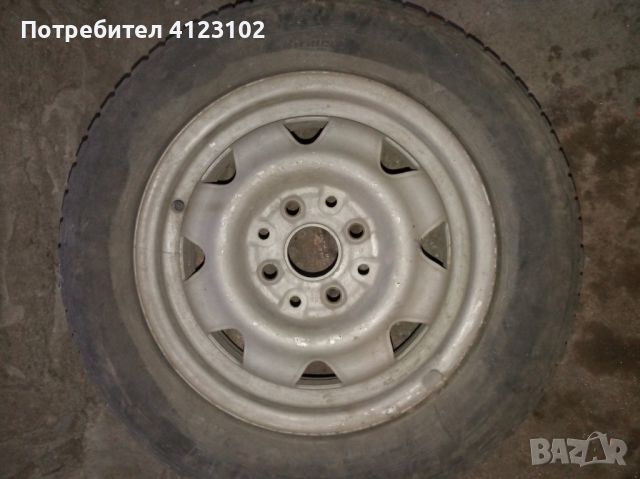 Продавам гуми за Лада,Москвич и Форд, снимка 2 - Гуми и джанти - 46248760