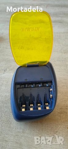 Оригинално зарядно Varta 