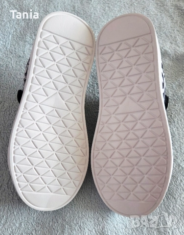 Нови маратонки 33 номер, снимка 4 - Детски маратонки - 51608011