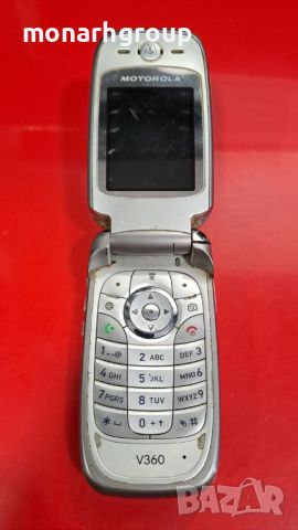 Телефон Motorola V360/за части/, снимка 2 - Motorola - 45840054