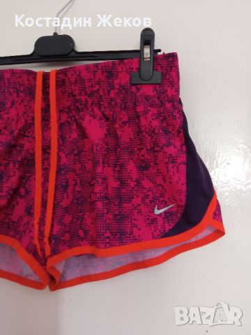 Много сладки дамски оригинални шорти. Като нови. Nike. DRI FIT , снимка 2 - Къси панталони и бермуди - 45215940