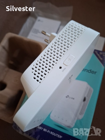 Разширител/Усилвател на обхват за Wi-Fi, RE330 AC1200 Mesh Wi-Fi Extender, снимка 6 - Рутери - 52429397