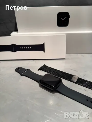 КАТО НОВ Apple Watch 6 44mm + подарък, снимка 3 - Смарт гривни - 49351495