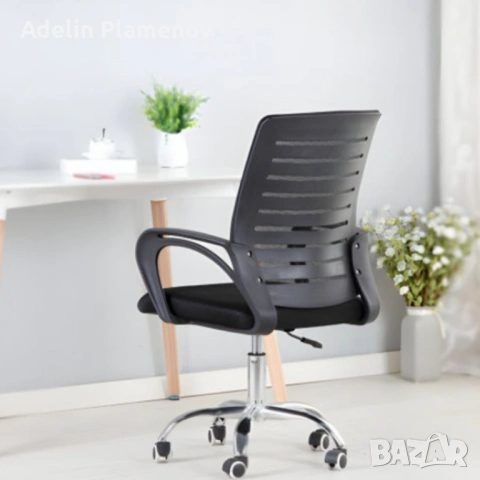 Въртящ се офис стол - регулируема височина и ергономични подлакътници, снимка 2 - Столове - 53735243