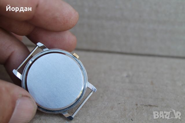 Стар Руски неизползван кварцов часовник ''Заря'', снимка 7 - Други ценни предмети - 46460599