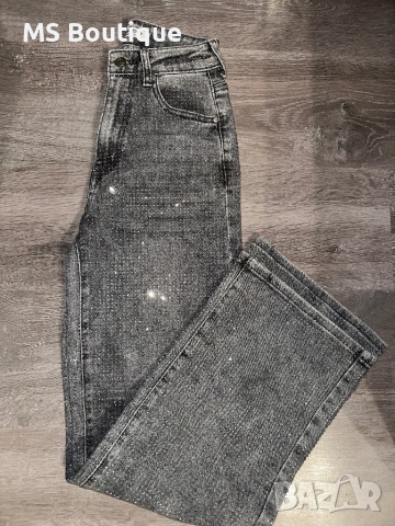 Дънки с блестящ ефект