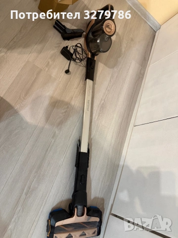 Безкабелна прахосмукачка Philips speed pro max , снимка 2 - Прахосмукачки - 53831076