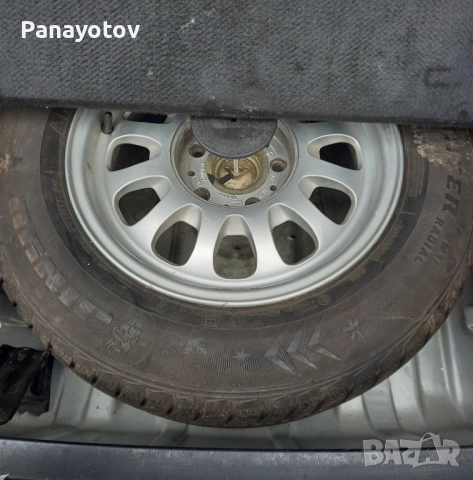 Резервна гума 15 цола БМВ , снимка 3 - Гуми и джанти - 52026957