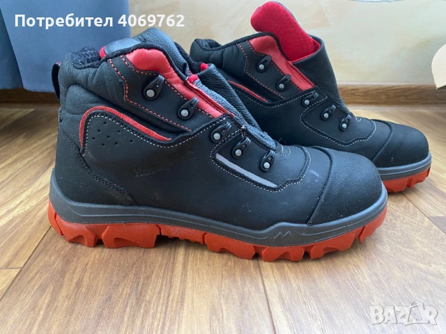 Работни обувки UVEX, снимка 3 - Други - 53020804