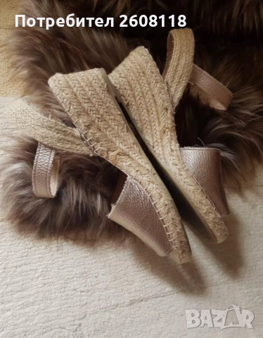 Marks & Spencer златисти сандали на платформа №40, снимка 3 - Сандали - 53491698